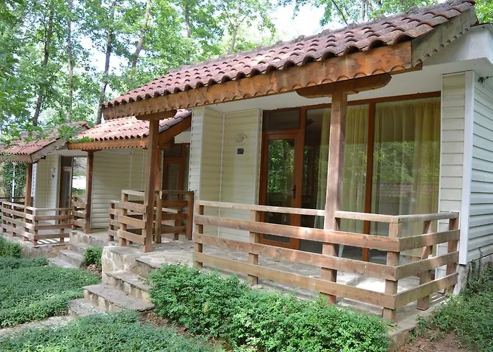 Tatil parkı Villas Ropotamo