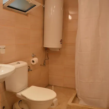 Kompleks wypoczynkowy Ropotamo 3*