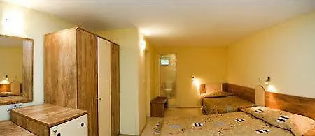 Ropotamo ホリデーパーク 3*